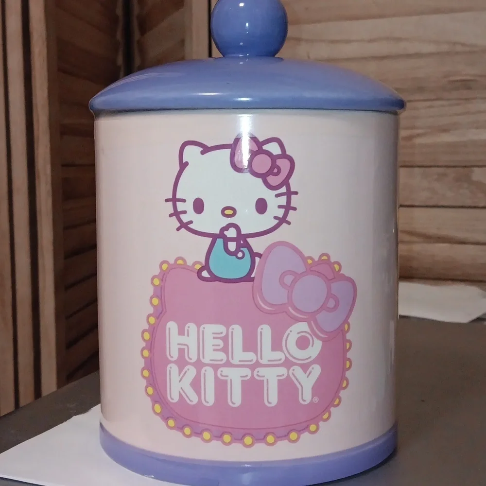 Hello Kitty storage jar lid